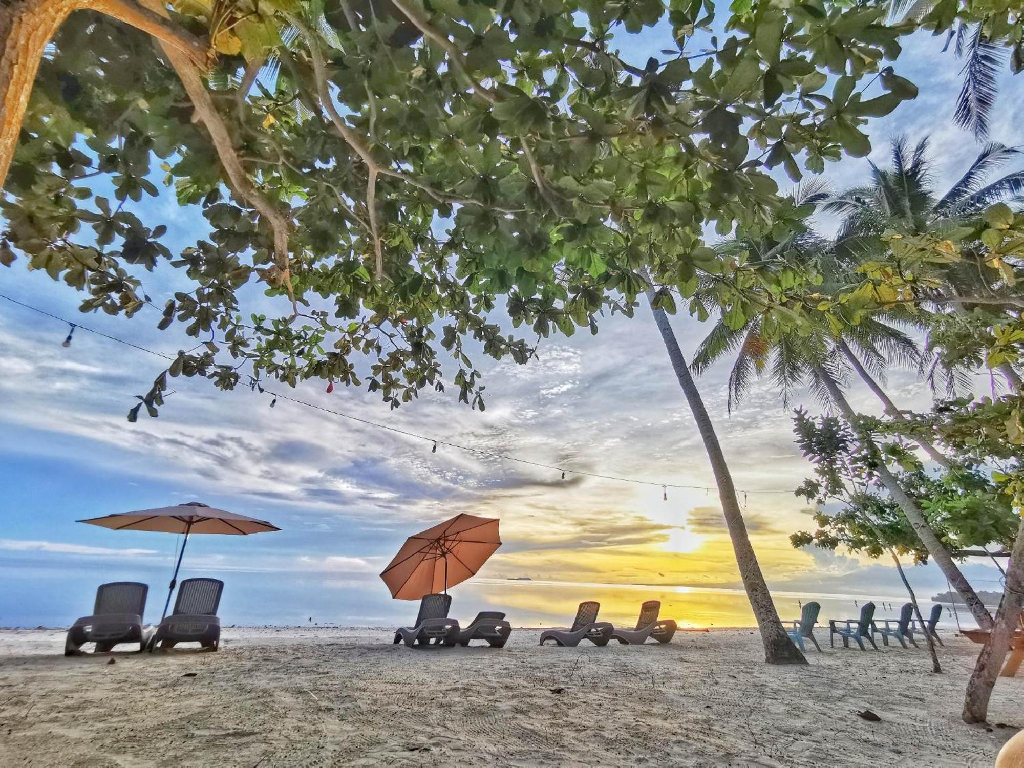 Siquijor Glamping Village San Juan  Dış mekan fotoğraf